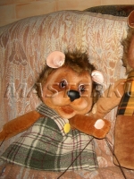 Театральные куклы «Медведь и медвежонок»  выполнены на заказ для выездных детских кукольных спектаклей.